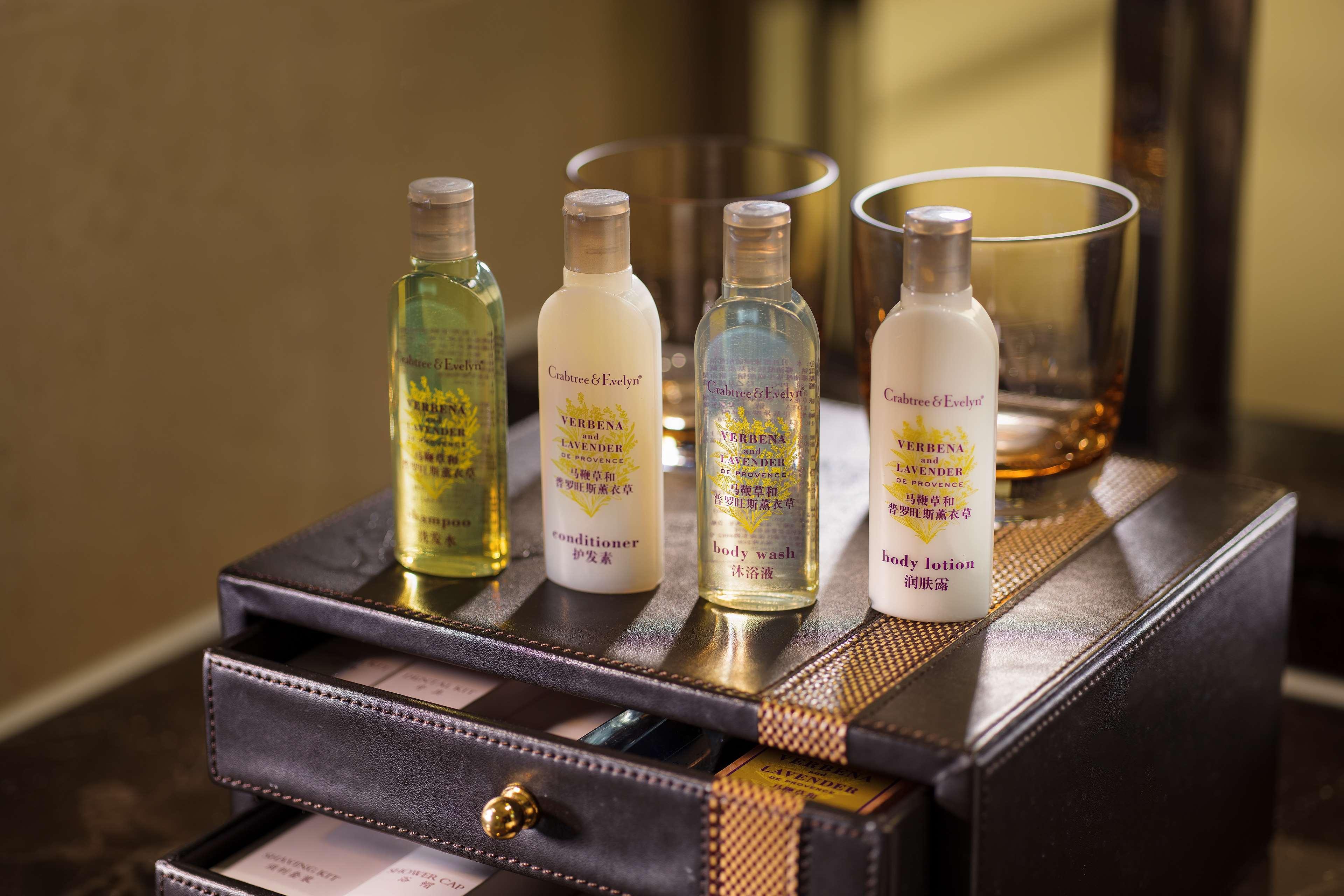 Doubletree By Hilton Chongqing - Guanyinqiao Railway Station Hotel Luaran gambar