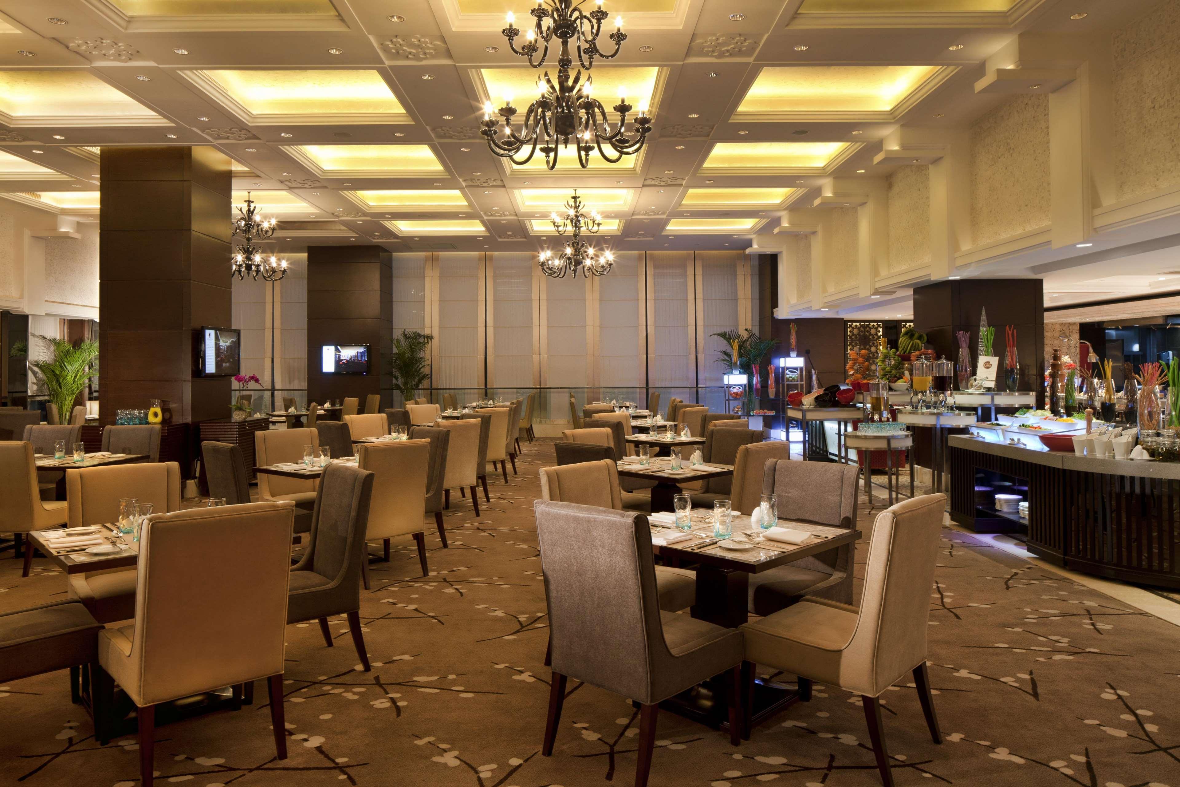 Doubletree By Hilton Chongqing - Guanyinqiao Railway Station Hotel Luaran gambar