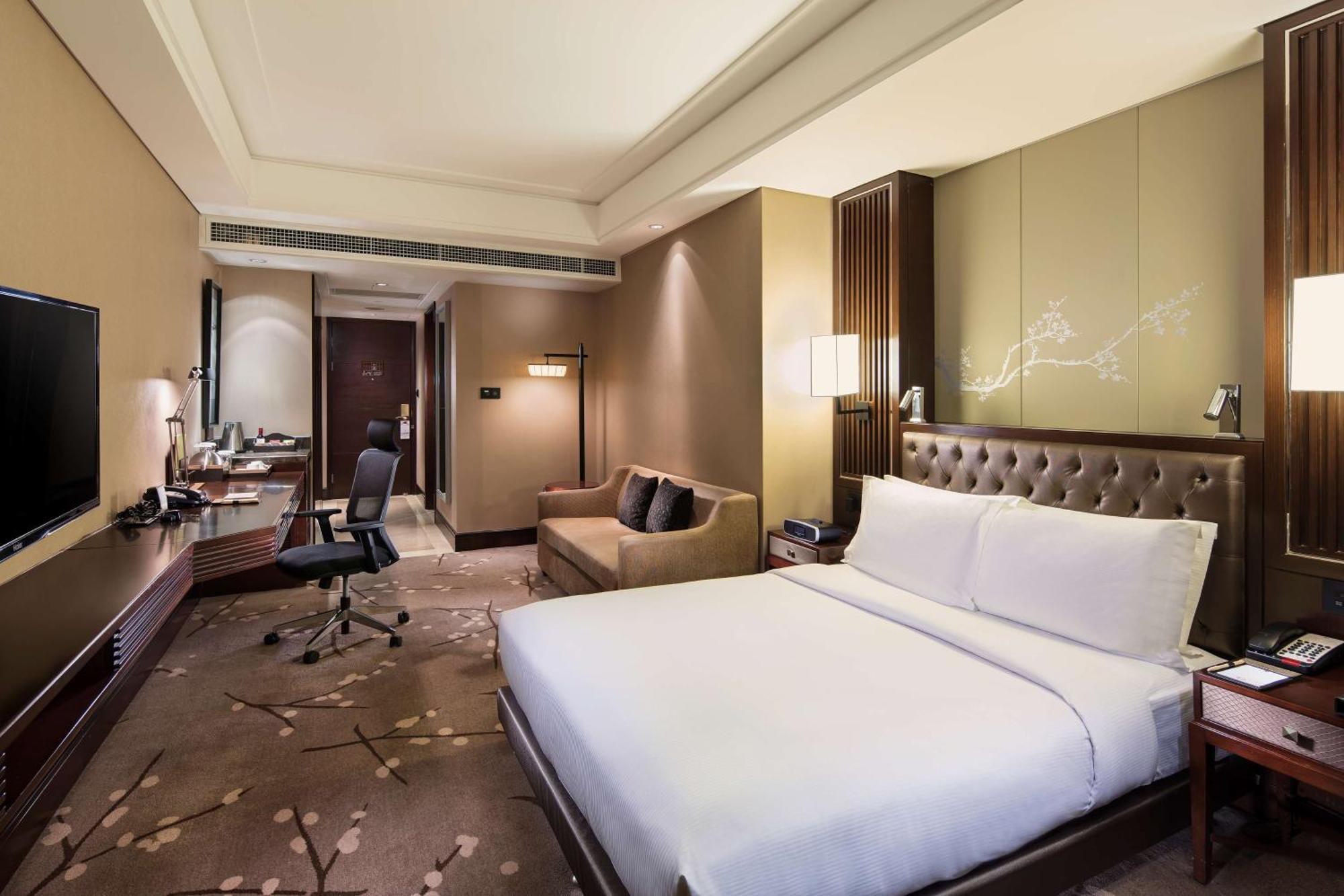 Doubletree By Hilton Chongqing - Guanyinqiao Railway Station Hotel Luaran gambar