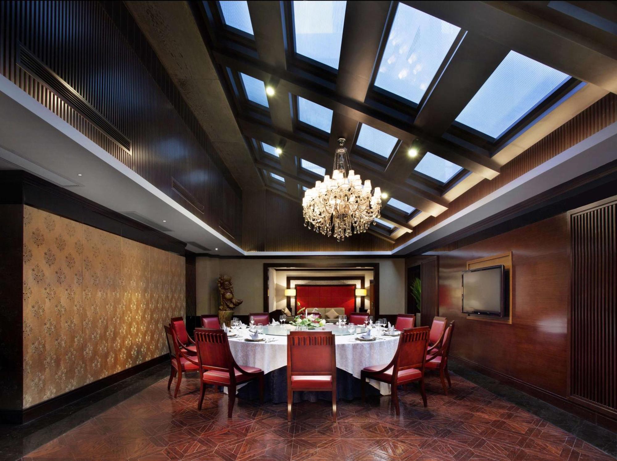 Doubletree By Hilton Chongqing - Guanyinqiao Railway Station Hotel Luaran gambar