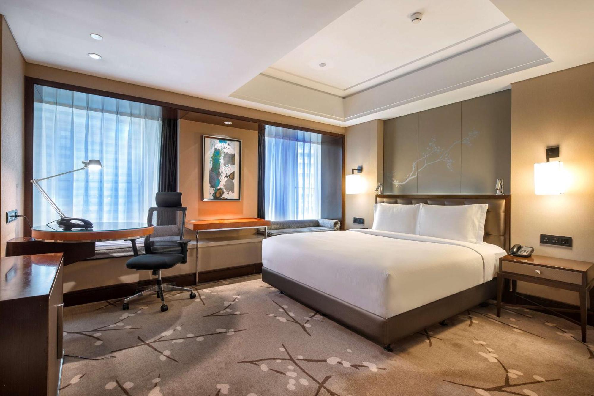 Doubletree By Hilton Chongqing - Guanyinqiao Railway Station Hotel Luaran gambar